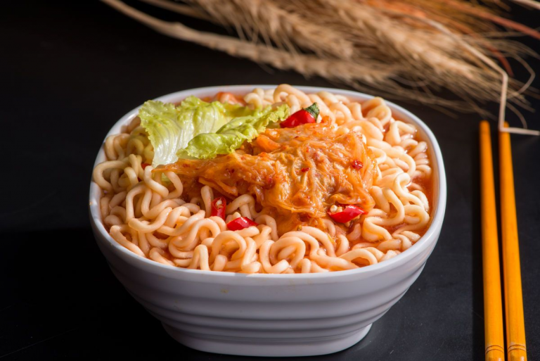 How do you make instant noodles healthy? - food-pantry.org